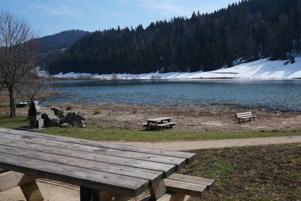 Vue Sur Les Pistes * Lélex